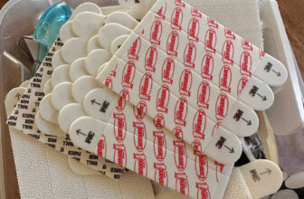 My Prepping for Holiday Decorating Checklist | Thr...