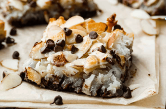 Almond Joy Magic Bars (Easy Coconut Chocolate Bars...